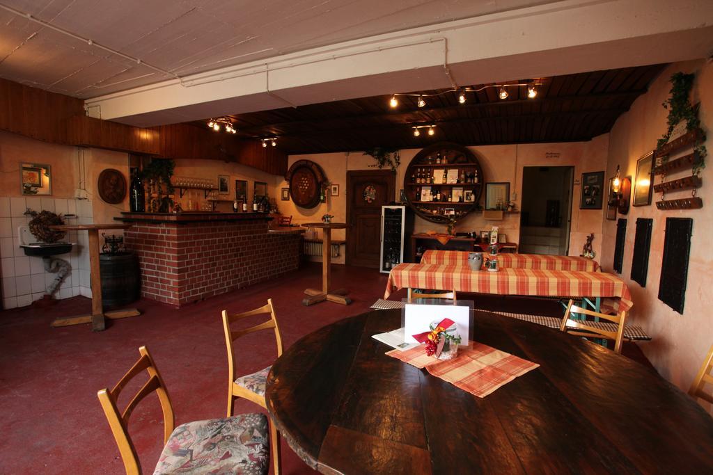 Weingut Pension Gibbert-Pohl Briedel Quarto foto